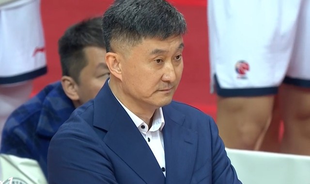 espn nba-一手好牌打烂！球迷：杜锋快点下课