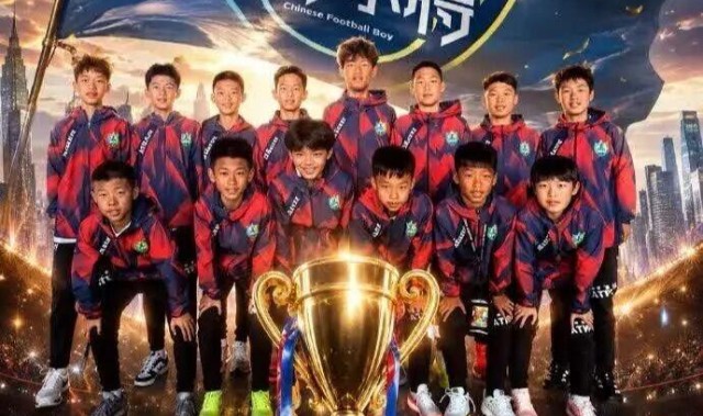 NBA赛事-江苏足球少年把空翻翻到了意大利！“空翻哥”这次是世界冠军