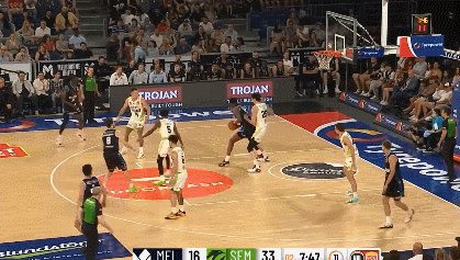 1639289778350061965.gif 4.gif